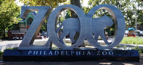 Can You Bring Food Into Philadelphia Zoo?